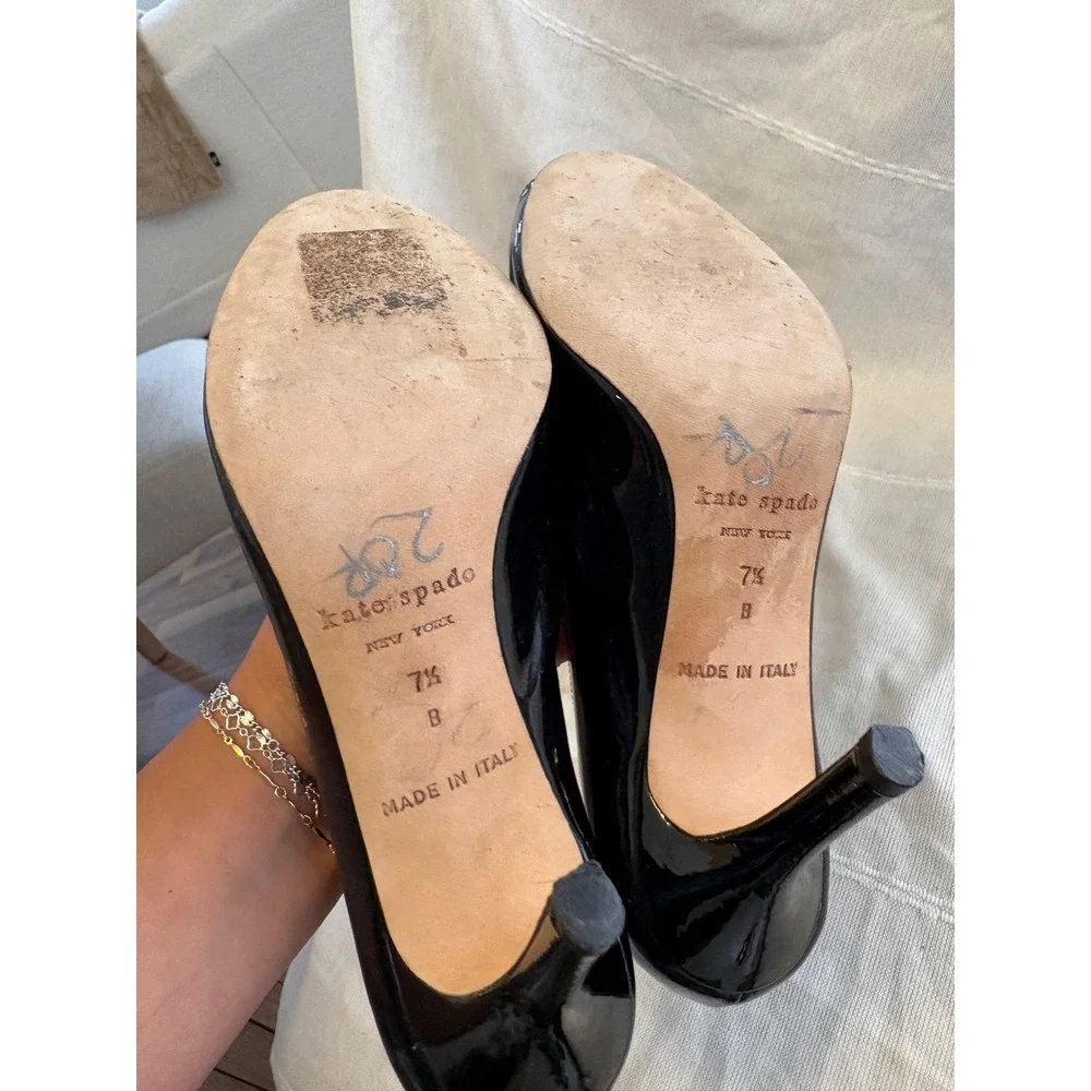 Kate Spade Black Patent Leather Peep Toe‎ Pumps Heels Made in Italy Size 7.5B